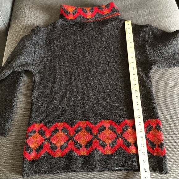 Vintage gray wool cowl neck red & rust artsy pattern sweater S/M - Picture 8 of 9
